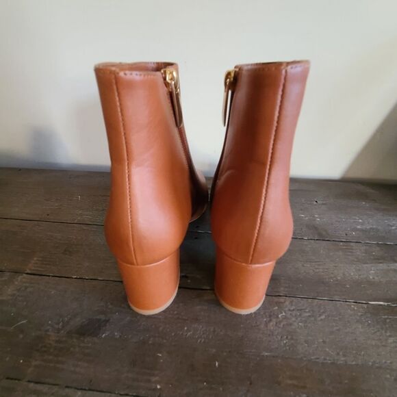 L'AGENCE Women's Jeanne II Pointed Toe Bootie in Luggage Brown New Size 39 - Picture 5 of 7